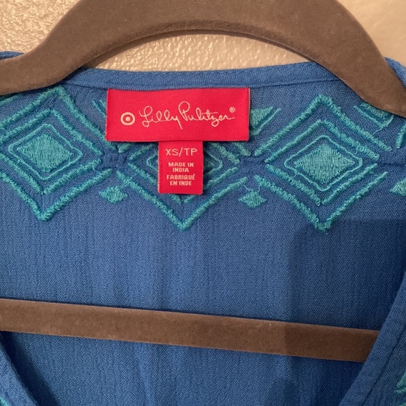 Lilly Pulitzer for Target Coverup - Picture 2 of 3